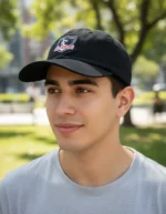 Gorra Colo Colo Negra Con Escudo Bordado - Imagen 5